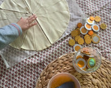 Foto del paso 1 de la receta: Croissants fáciles con monedas de chocolate en Airfryer | by Carmen