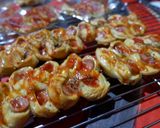 Foto langkah ke 7 dari resep Caterpillar Bread (Roti Sosis).