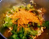 मैगी पालक पकौड़े चाट(Maggi palak pakoda chaat recipe in Hindi) रेसिपी चरण 3 फोटो
