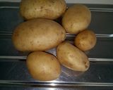 A picture of step 1 of Potato, Tuna, Mozzarella, and Egg Salad.