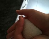 A picture of step 9 of Onigiri.
