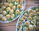 Foto del paso 6 de la receta: Huevos rellenos clásicos & huevos endiablados (deviled eggs)