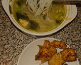 Foto del paso 6 de la receta: Sopa de fideos de arroz en miso con pollo y tocino ahumado