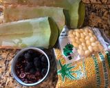 A picture of step 1 of Aloe Vera and Ginkgo Nut Sweet Soup (Chè lô hội bạch quả).