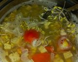 Foto langkah ke 3 dari resep Sayur Bening Tempe Tauge.