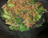 Foto langkah ke 3 dari resep Kwetiau Goreng.