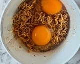 印尼麵煎餅 (Martabak Indomie)的食譜步驟3照片