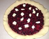 A picture of step 5 of Mrs. Beacham's Blueberry Pie.