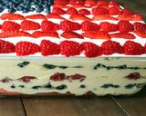 A picture of step 12 of Patriotic Berry Parfait.