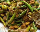A picture of step 4 of Karonda mirchi.