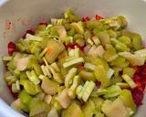 Bazsalikomos-rebarbarás szamócalekvár recept fázis 5 fotója