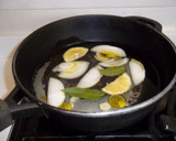 Foto del paso 3 de la receta: Merluza cocida con mahonesa