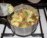 Foto del paso 6 de la receta: Buñuelitos de espinaca y harina integral  fritos y muffins al horno
