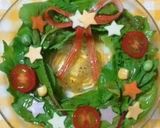 A picture of step 3 of Christmas ☆ Simple and Fancy Wreath Salad.