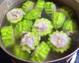 Hình bước làm 3 của món Canh khổ qua nhồi cá thác lác