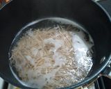 A picture of step 1 of Soba - Oriental noodles with scallions.
