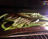 A picture of step 5 of Broiled Fava Bean Pods.