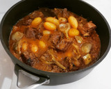 Foto del paso 11 de la receta: Costillas adobadas con patata y alcachofas