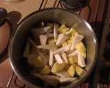 Une image de l'étape 2 de Velouté de céleri-rave et quelques feuilles d'épinards.