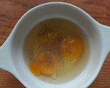 Foto del paso 1 de la receta: Huevo revuelto con mostaza y salchicha