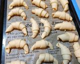 Фото кроку 4 до Дріжджові рогалики🥐.