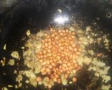 A picture of step 4 of Kanda Batata Poha.