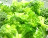 A picture of step 1 of Corn & Mayonnaise Buns with Broccoli.