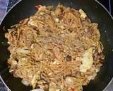 Beef Fried Noodles (Thai style) recipe step 22 photo
