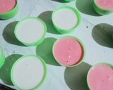 Foto langkah ke 4 dari resep Kue Lumpang Merah Putih.