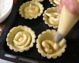 A picture of step 8 of Seasonal Tarts.