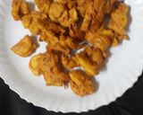 आलू के पकौड़े(aloo pakode recipe in hindi) रेसिपी चरण 3 फोटो