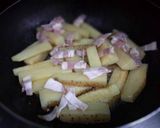 A picture of step 5 of Bacon roasted potato wedges.