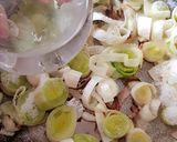 Une image de l'étape 2 de Fondue de poireaux.