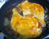 A picture of step 4 of Christmas Chicken in a Frying Pan.