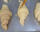 Foto langkah ke 10 dari resep Croissant.