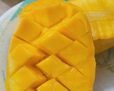 A picture of step 7 of Mango Mousse.