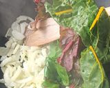 Une image de l'étape 1 de Quiche sans pâte blettes, poire et fromage de brebis.