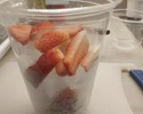 รูปขั้นตอนการทำที่ 4 ของ Strawberry on the blue