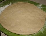 A picture of step 3 of Qeema Naan.