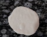 A picture of step 2 of Bhature.