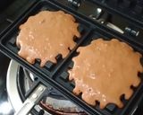 Gambar langkah 2 resipi Sourdough Chocolate Waffles.