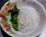 รูปขั้นตอนการทำที่ 4 ของ หมี่หุ้นต้มยำกุ้ง