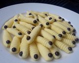 Foto langkah ke 3 dari resep Kuker ulat sagu simpel 3 bahan.