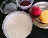 A picture of step 3 of Sago fruits dessert.