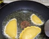 Foto langkah ke 4 dari resep Pastel Sayur Pasti Enak.