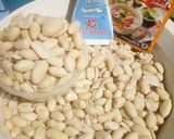 Foto langkah ke 2 dari resep Kacang bawang gurih renyah.