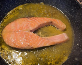 Foto del paso 2 de la receta: Salmón con naranja