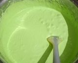 Foto langkah ke 2 dari resep Bolu Potong Pandan Kukus.