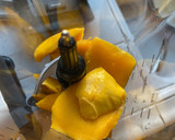 A picture of step 1 of Mango Shake.