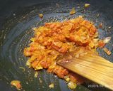 A picture of step 3 of Paneer Bhurji.